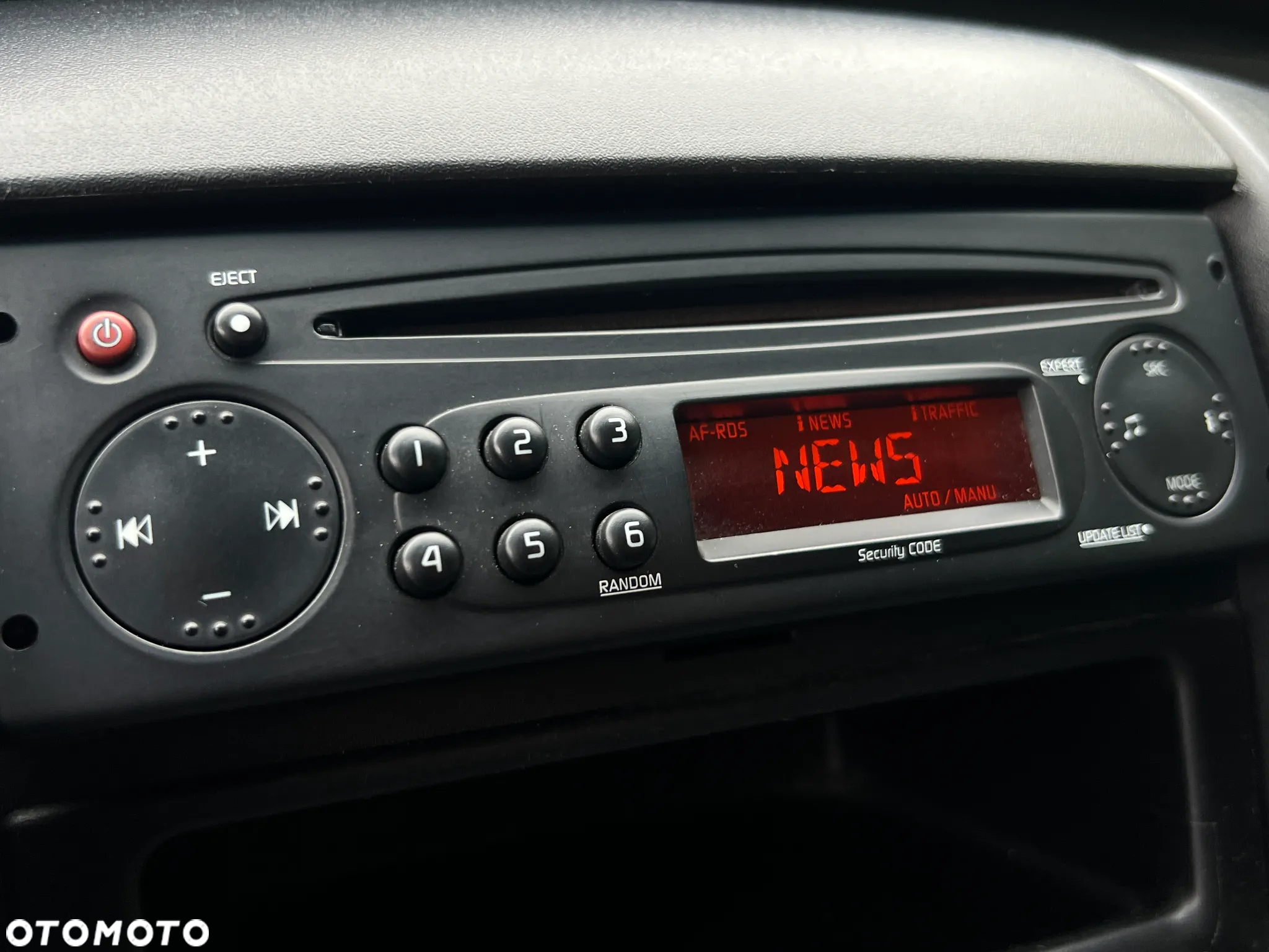 Renault TRAFIC - 21