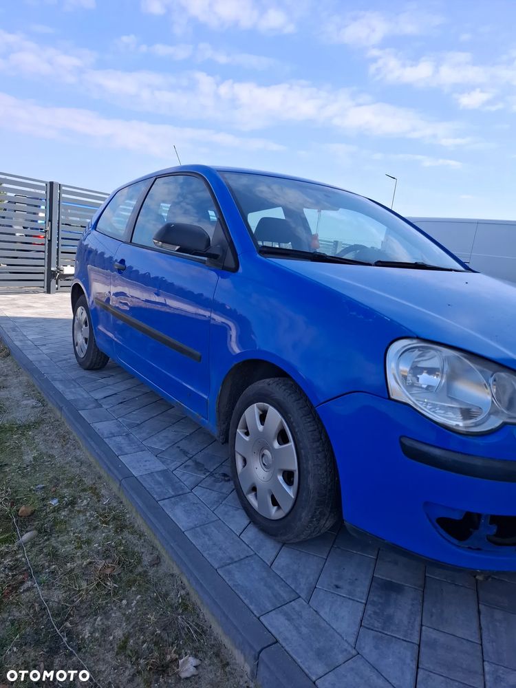 Volkswagen Polo - 2