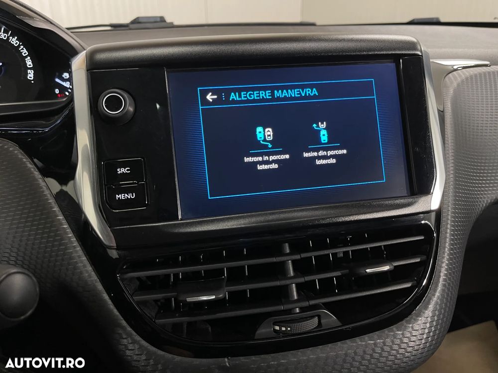 Peugeot 2008 BlueHDi FAP 120 STOP & START EAT6 Allure - 23