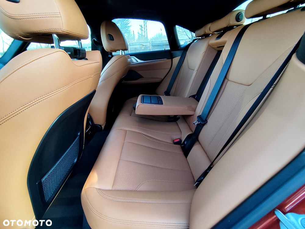 BMW i4 83.9kWh M50 xDrive - 9