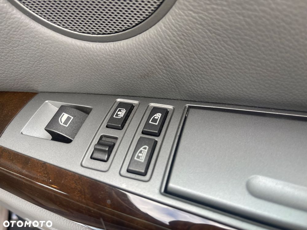 BMW Seria 7 - 18