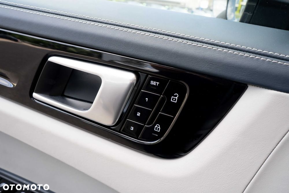 Porsche Cayenne Standard - 14
