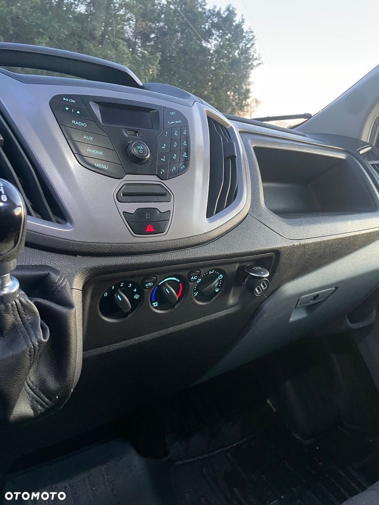Ford Transit - 10