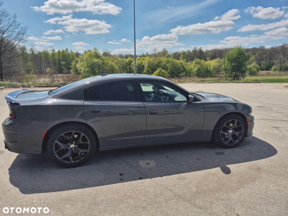 Dodge Charger 5.7 R/T - 5