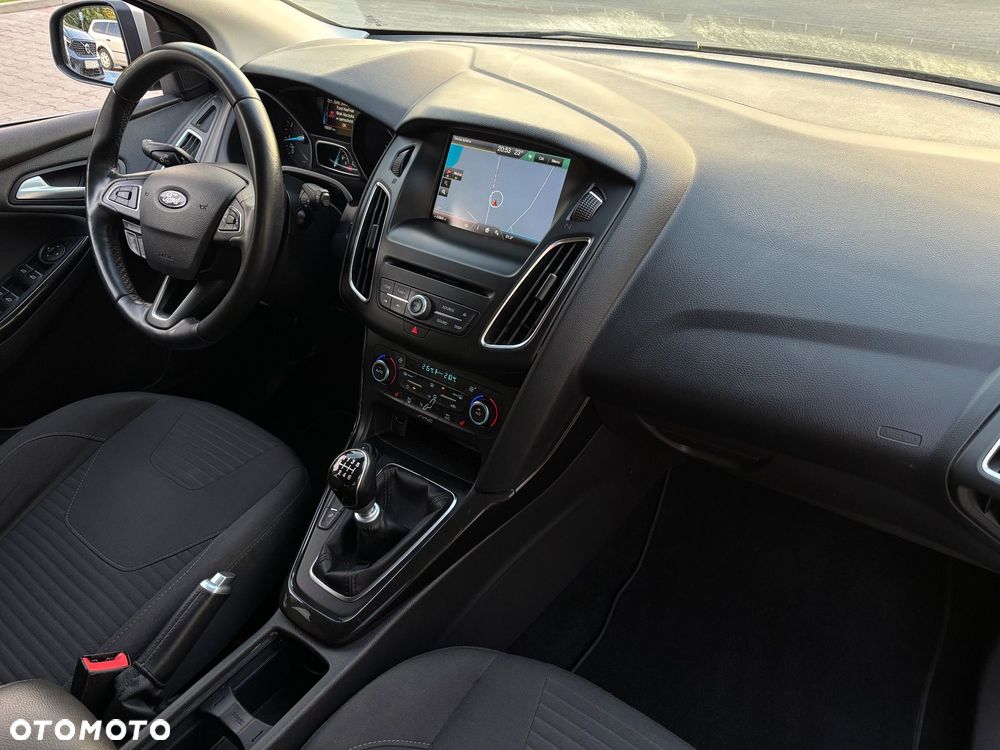 Ford Focus 1.0 EcoBoost Titanium ASS - 33