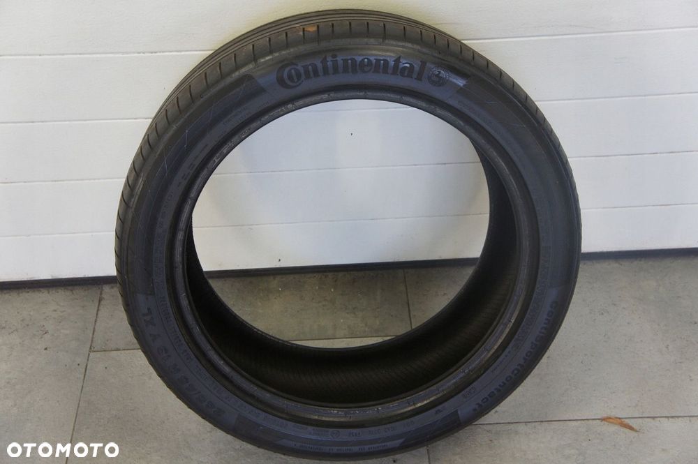 NR 518 Opona Letnia 245/45/19 Continental Bieżnik ok. 3,29mm - 2