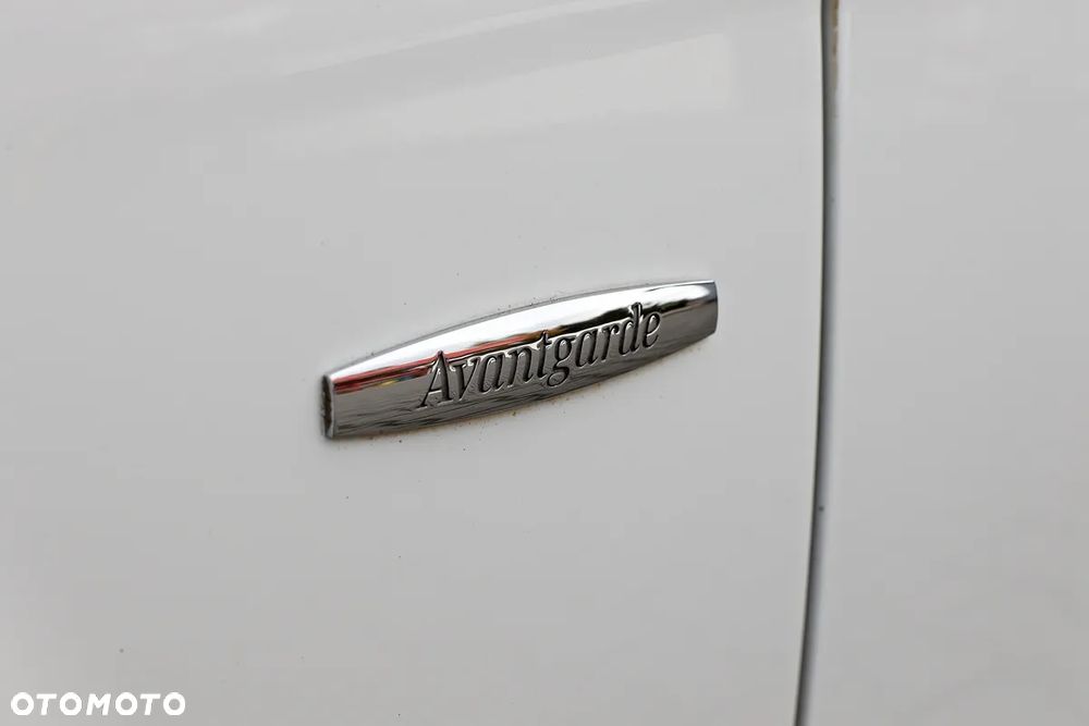 Mercedes-Benz Klasa C 220 CDI DPF Automatik Avantgarde - 39