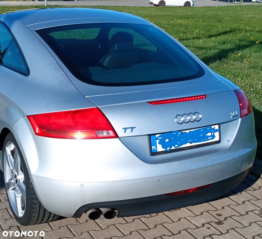 Audi TT Coupé 2.0 TDI quattro - 4