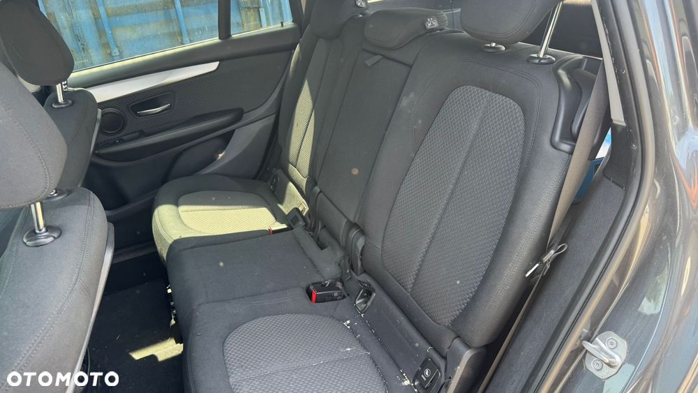 BMW Seria 2 220d Advantage - 12