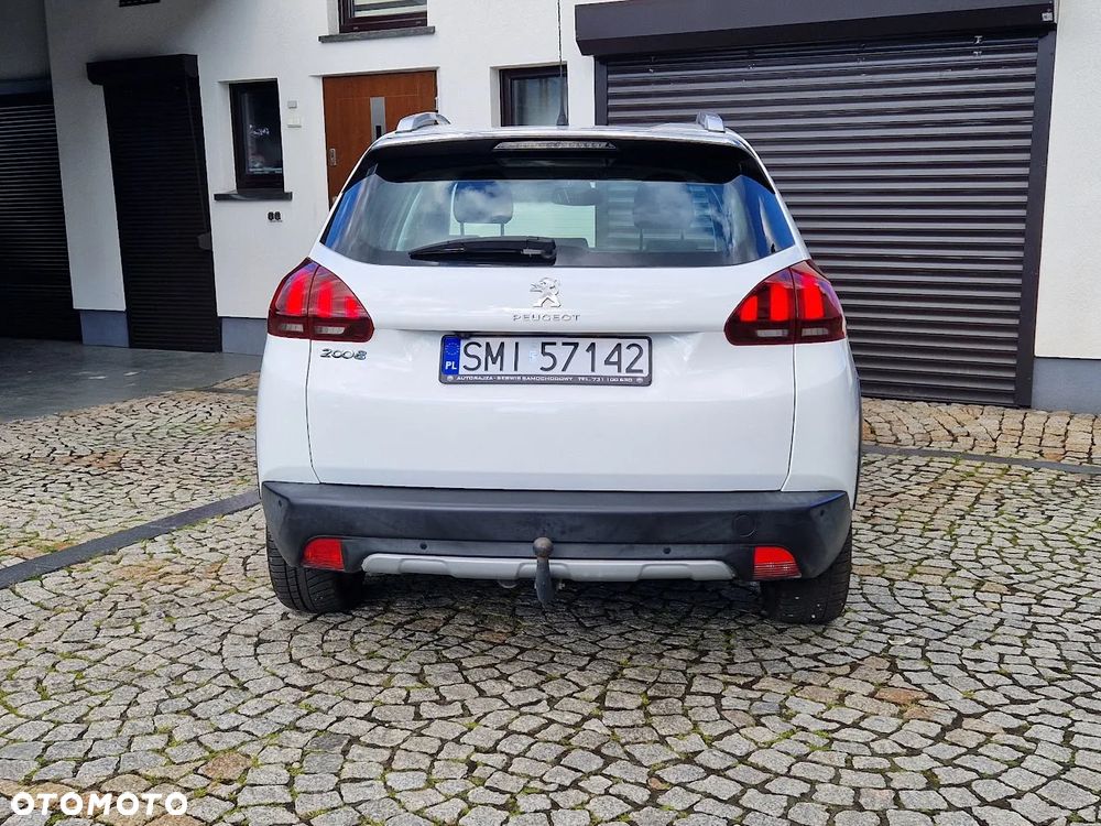 Peugeot 2008 PureTech 110 Stop&Start Allure - 10