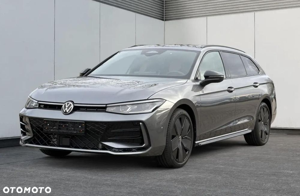 Volkswagen Passat - 2