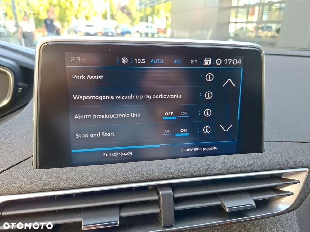 Peugeot 5008 1.5 BlueHDi Allure S&S - 25