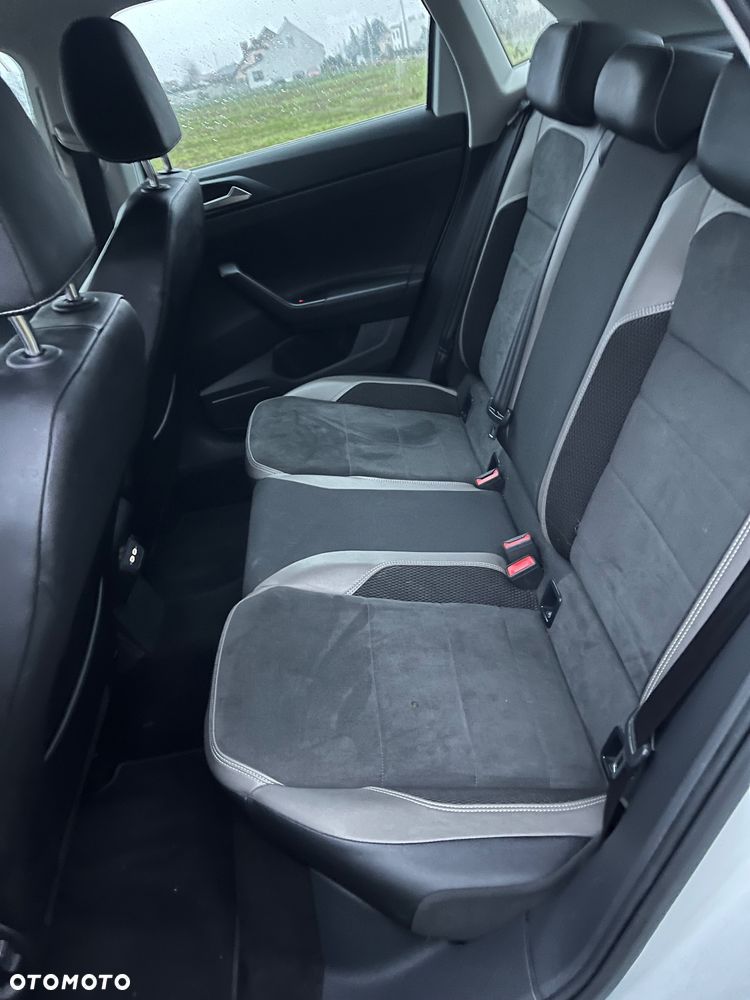 Volkswagen Polo - 10