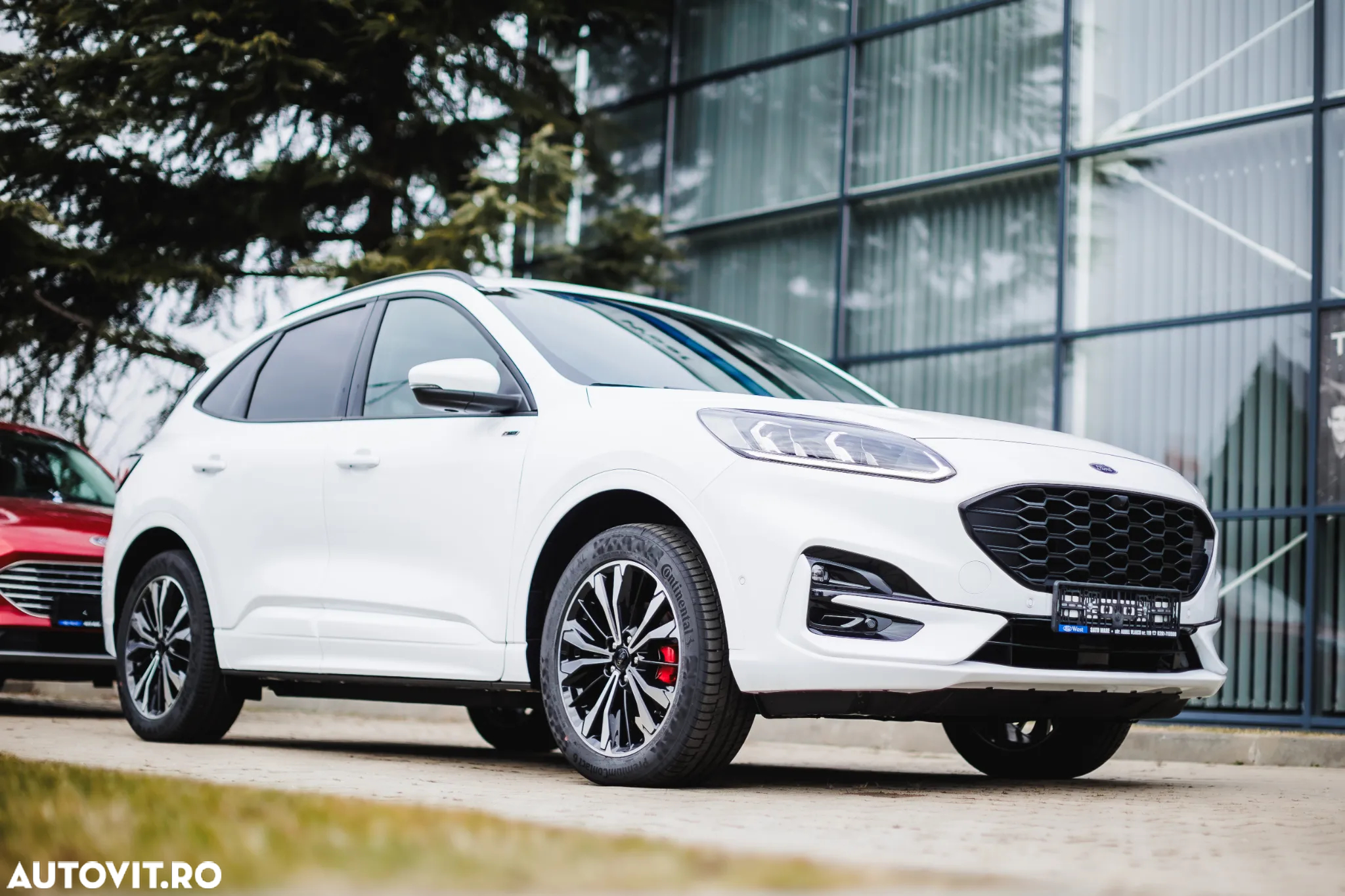 Ford Kuga 2.5 Duratec FHEV AWD ST Line X - 2