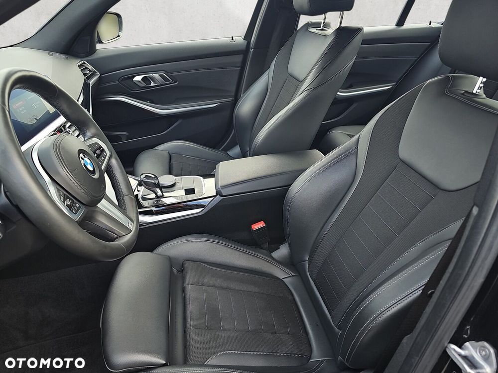 BMW Seria 3 320d xDrive - 18