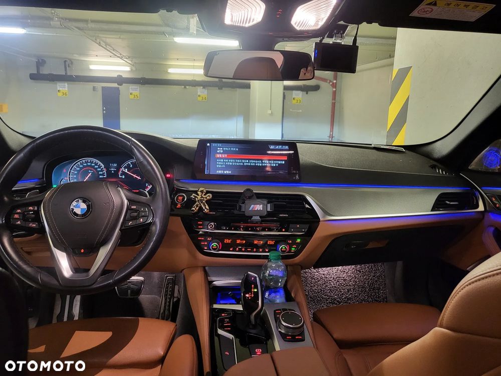 BMW Seria 5 - 8
