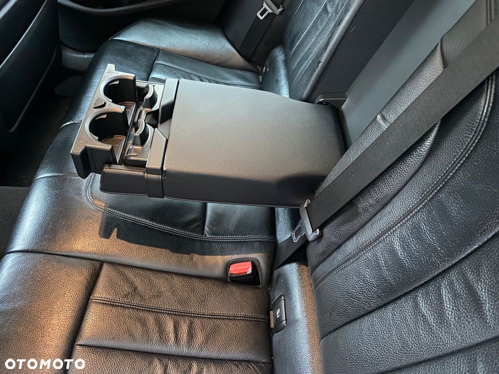 BMW Seria 5 520d - 12