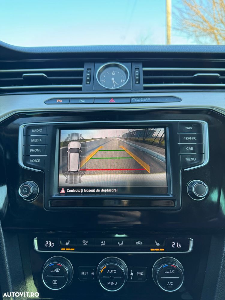 Volkswagen Passat 2.0 TDI (BlueMotion Technology) Comfortline - 27