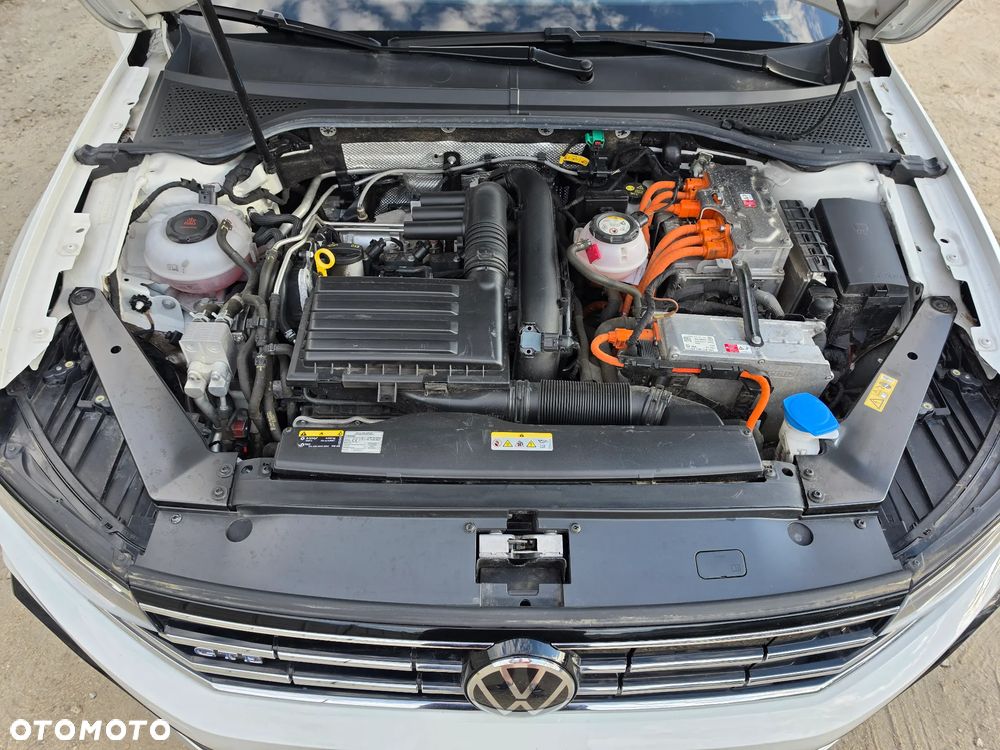Volkswagen Passat Variant 1.4 TSI Plug-In Hybrid GTE DSG - 22