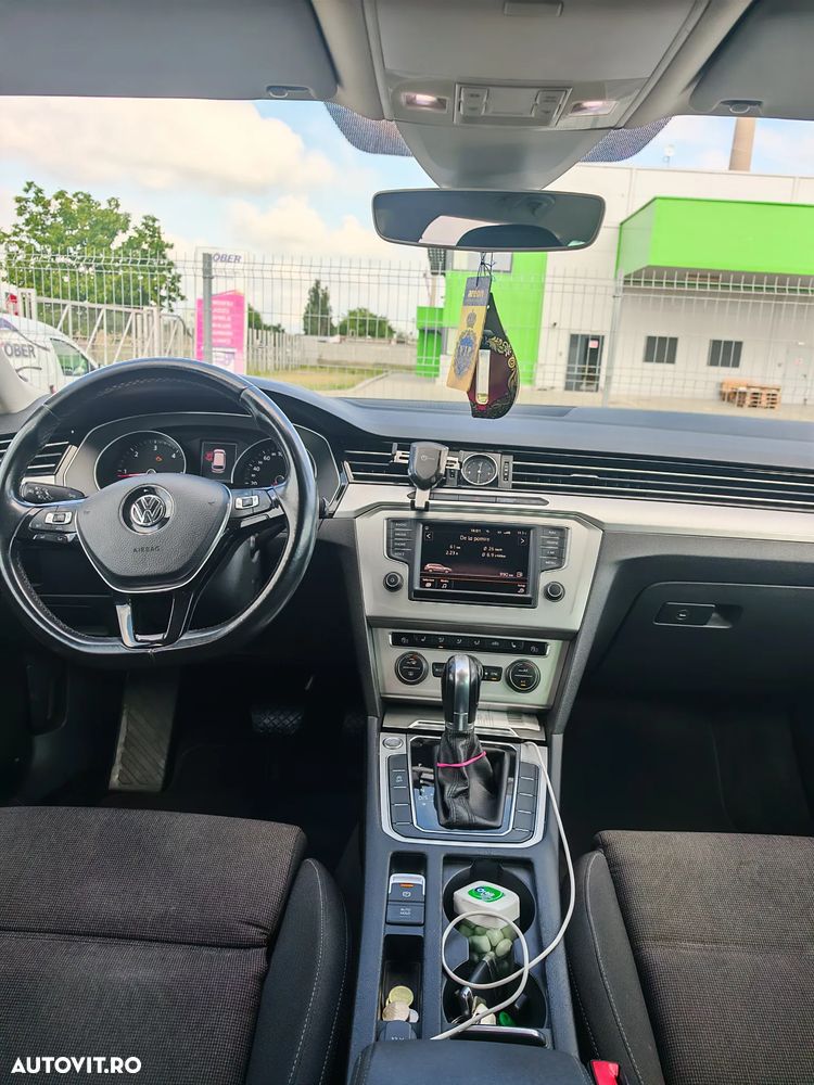 Volkswagen Passat 2.0 TDI DSG Highline - 4