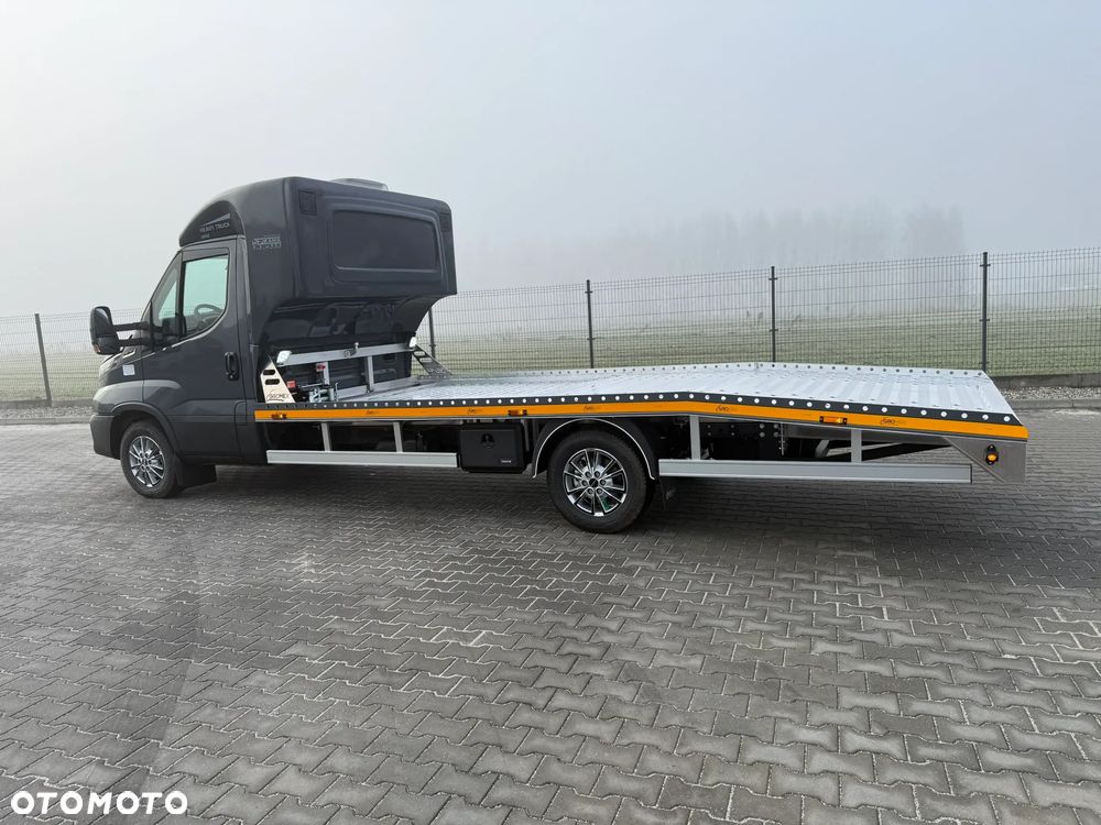 Iveco Daily - 12