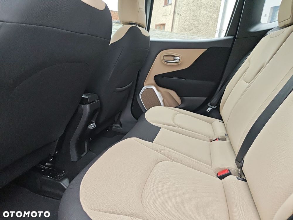 Jeep Renegade 1.6 E-TorQ Longitude - 17
