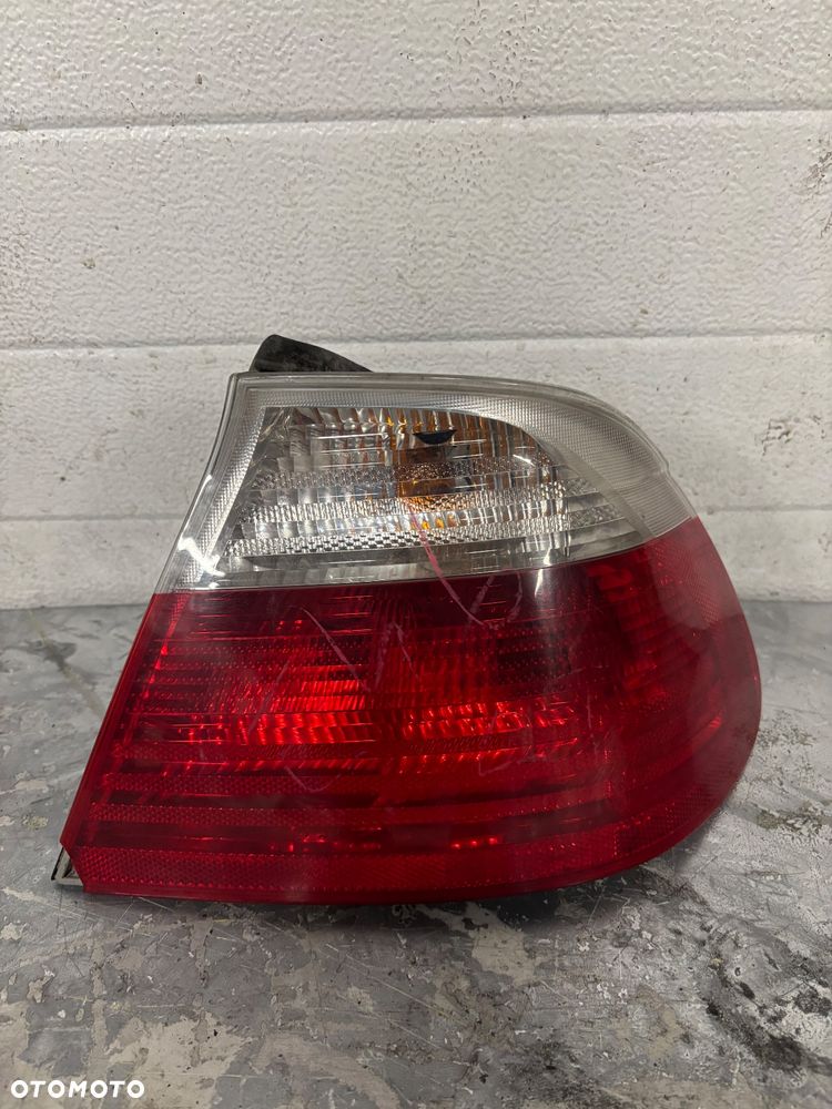 BMW E46 KABRIO LAMPA PRAWY TYL TYLNA - 1