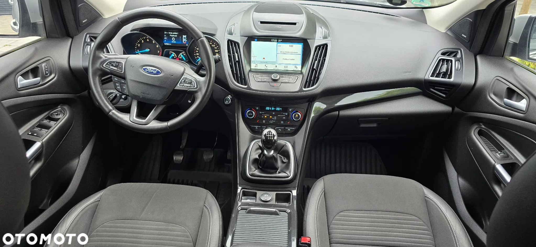 Ford Kuga - 12