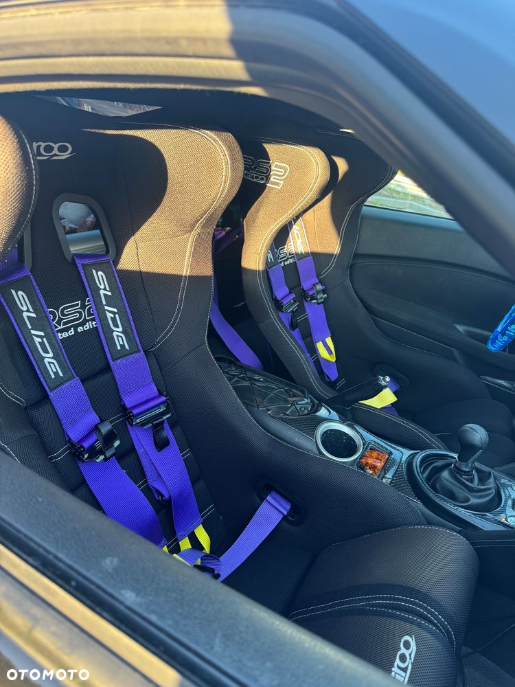 Nissan 370 Z 3.7 V6 - 7