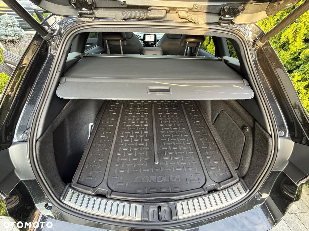 Toyota Corolla 2.0 Hybrid GR Sport - 26