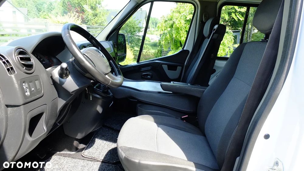 Renault Master - 33