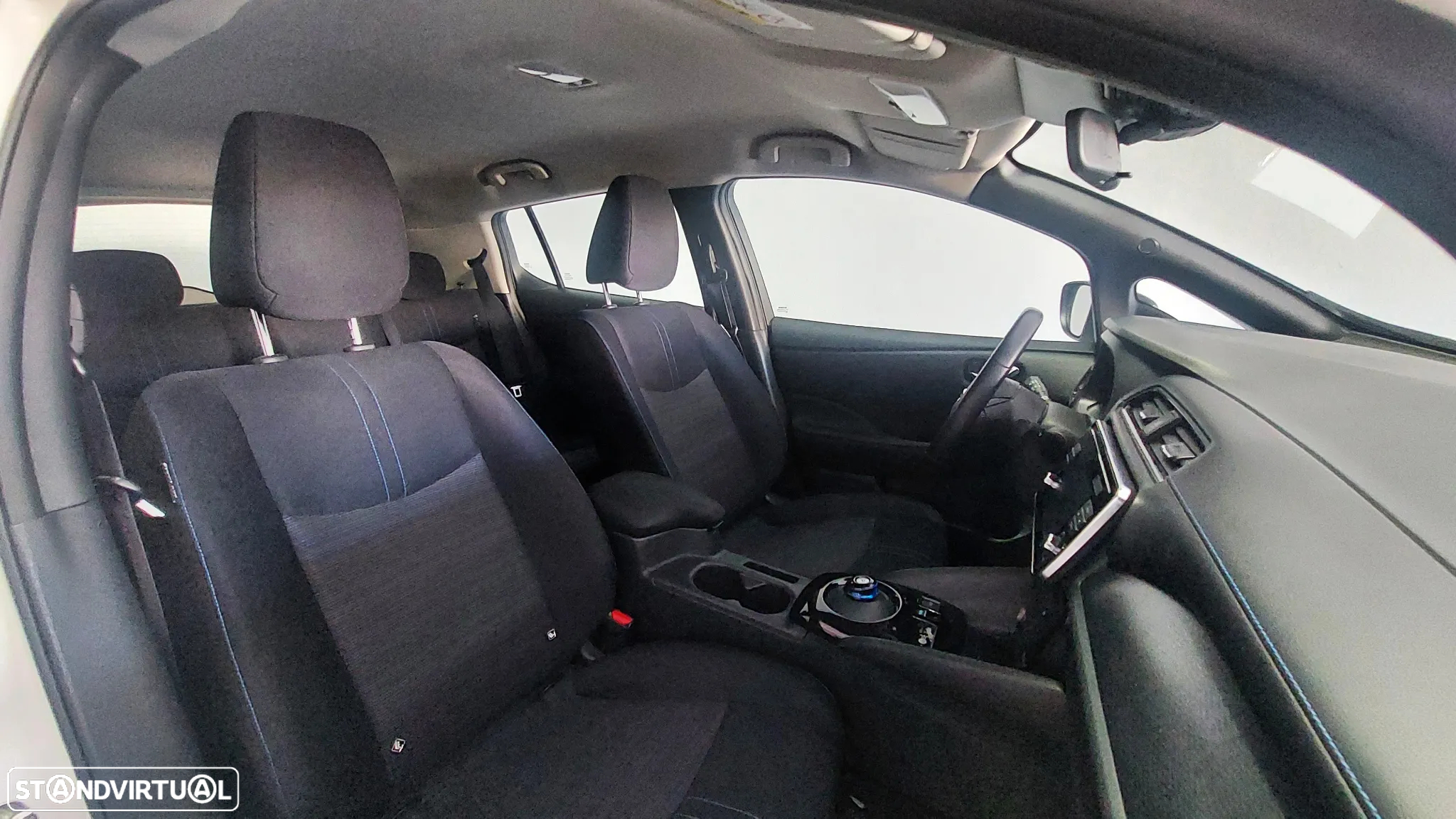 Nissan Leaf N-Connecta - 9