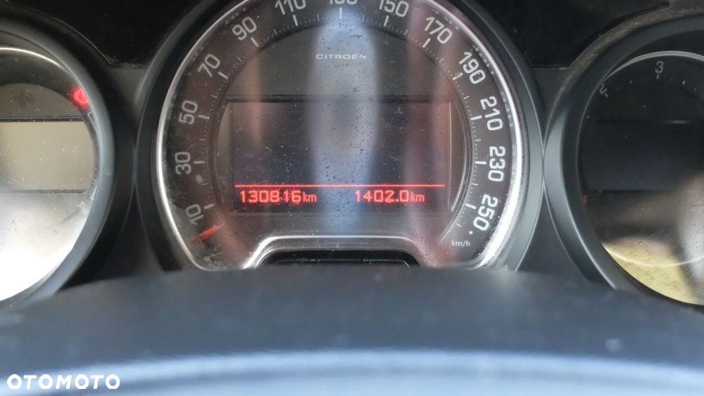 Citroën C5 HDi 165 FAP CrossTourer - 32