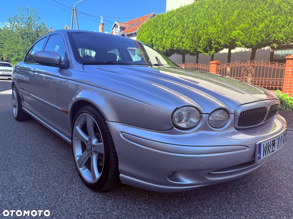 Jaguar X-Type 2.5 V6 4x4 Executive - 11