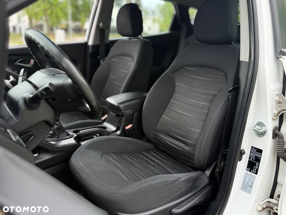 Hyundai ix35 1.6 2WD blue Comfort - 12