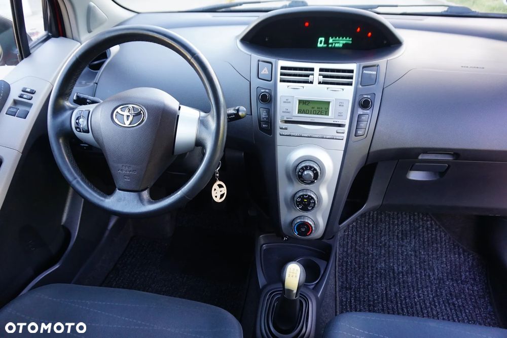 Toyota Yaris - 5