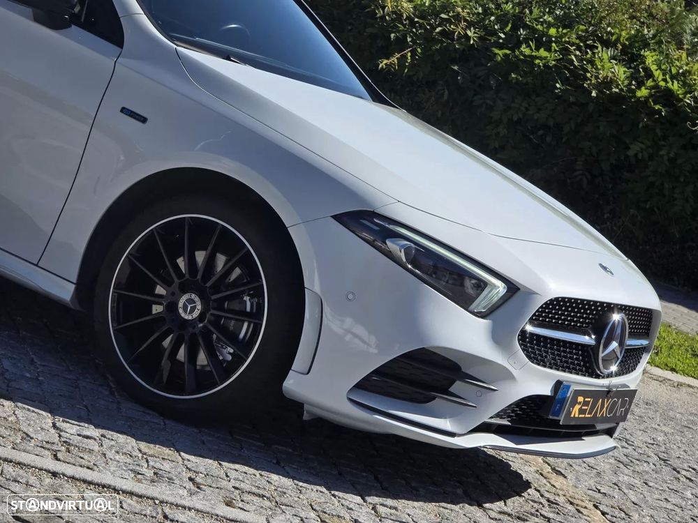 Mercedes-Benz A 250 e 8G-DCT AMG Line - 9