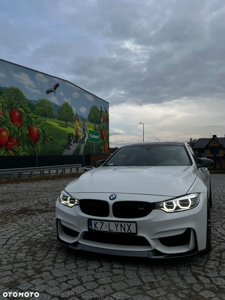 BMW M4 - 5