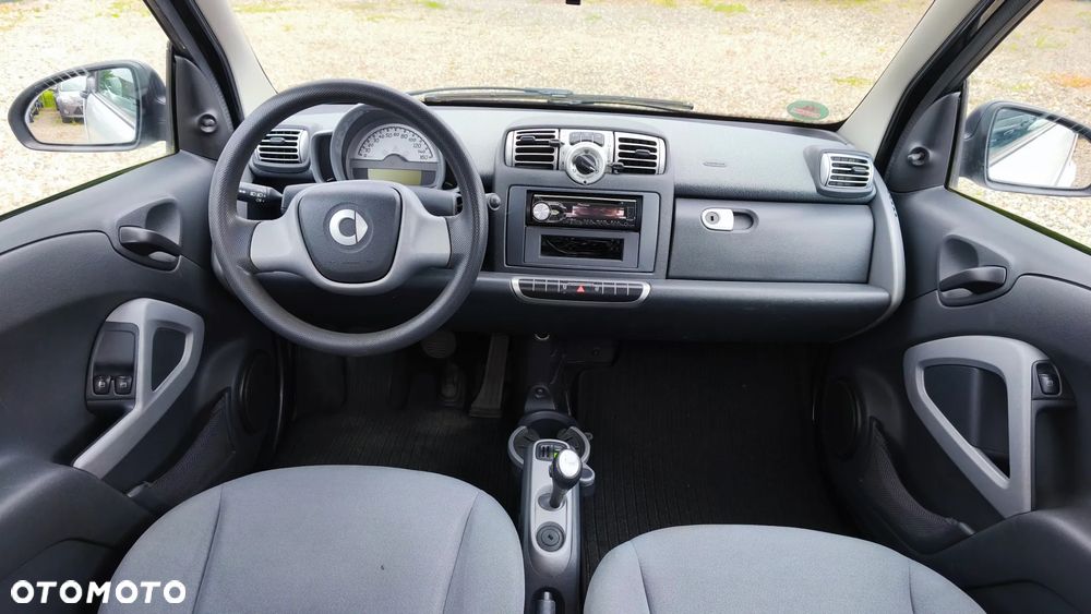 Smart Fortwo softouch black&white limited micro hybrid drive - 22