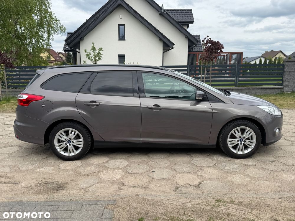 Ford Focus 1.6 Edition - 4