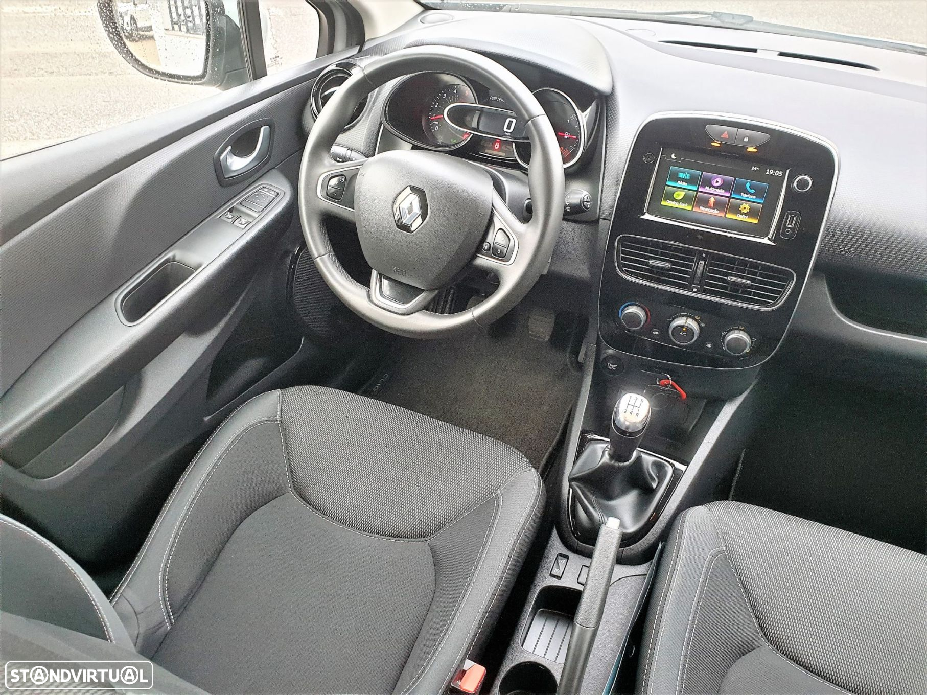 Renault Clio Sport Tourer Energy dCi 90 Start & Stop LIMITED - 12