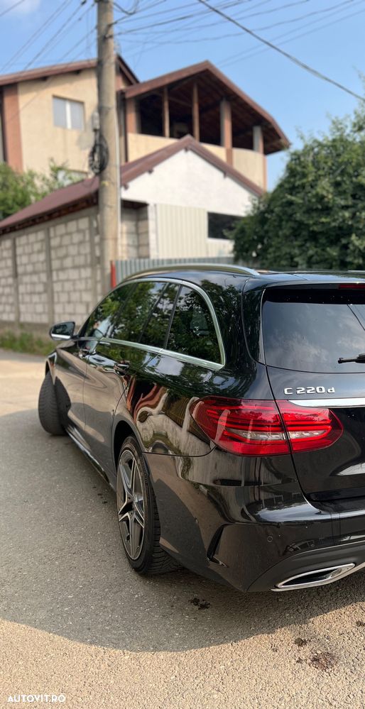 Mercedes-Benz C 220 d 4Matic T 9G-TRONIC AMG Line - 6