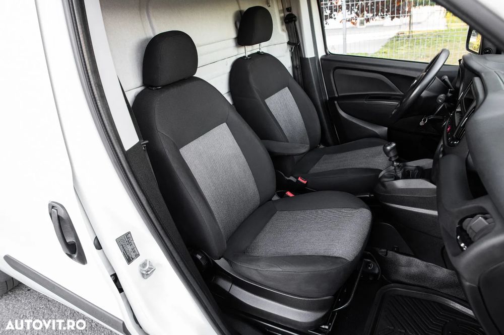 Fiat Doblo Combi 1.6 Mjet 90 CP Maxi Confort - 10