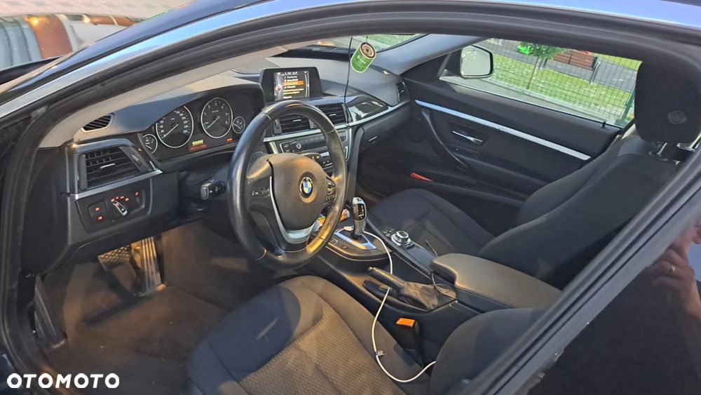 BMW 3GT 318d Luxury Line - 12