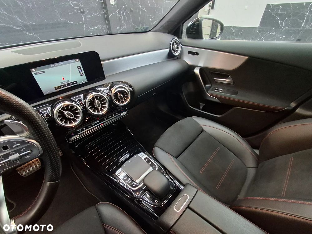 Mercedes-Benz Klasa A 35 AMG 4-Matic Edition 1 7G-DCT - 15