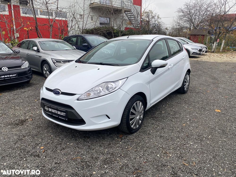 Ford Fiesta 1.25i Ambiente - 9