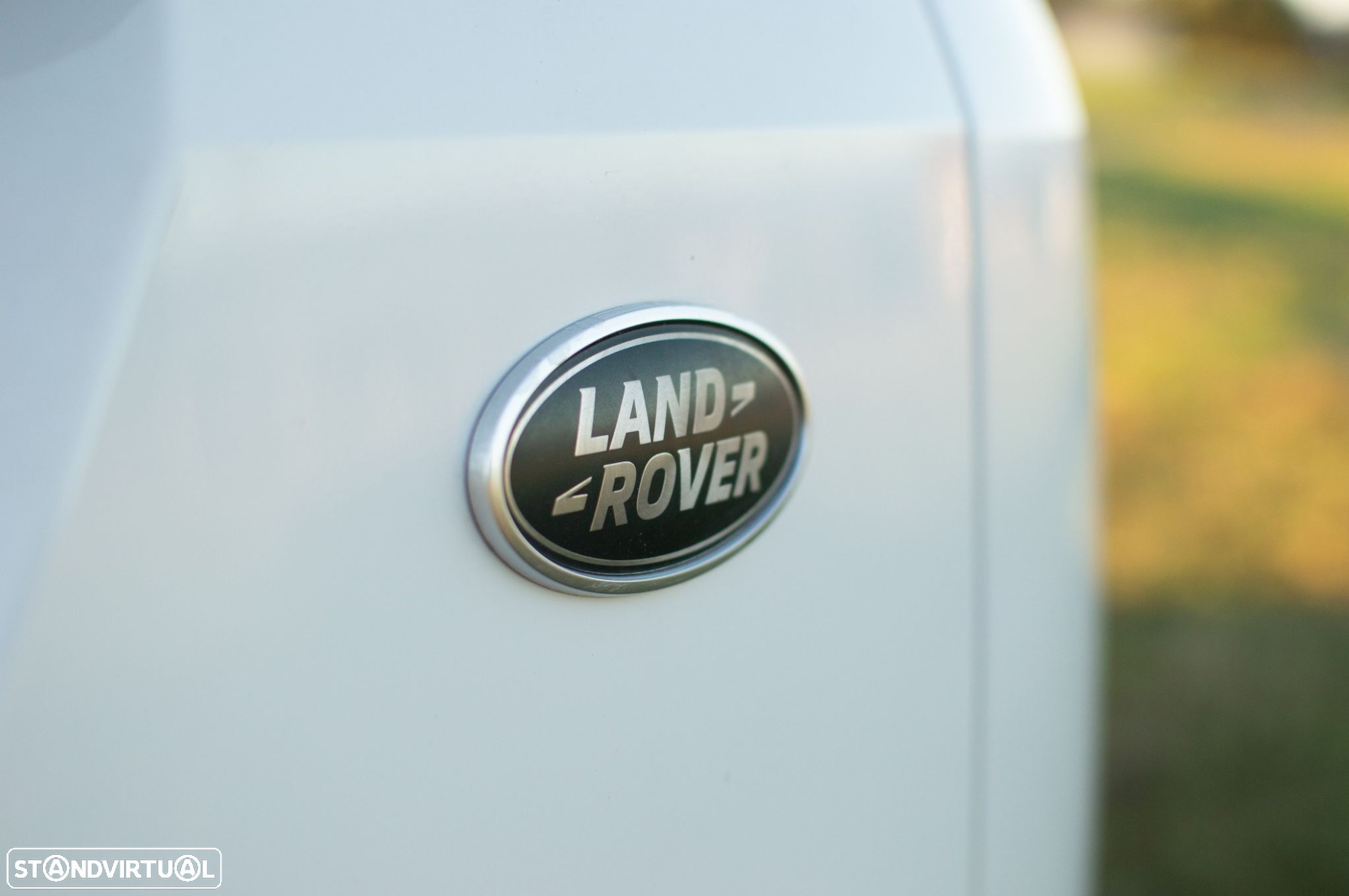 Land Rover Range Rover Evoque 2.0 D150 AWD R-Dynamic Auto - 10