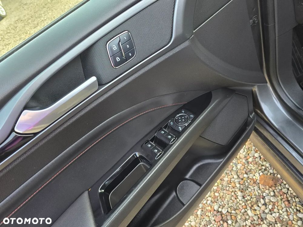 Ford Mondeo 2.0 TDCi ST-Line PowerShift - 3