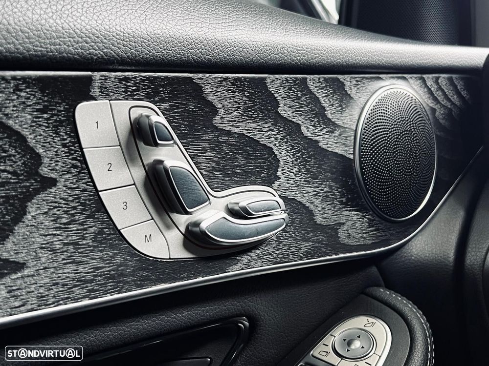 Mercedes-Benz GLC 220 d 4Matic 9G-TRONIC AMG Line Plus - 34