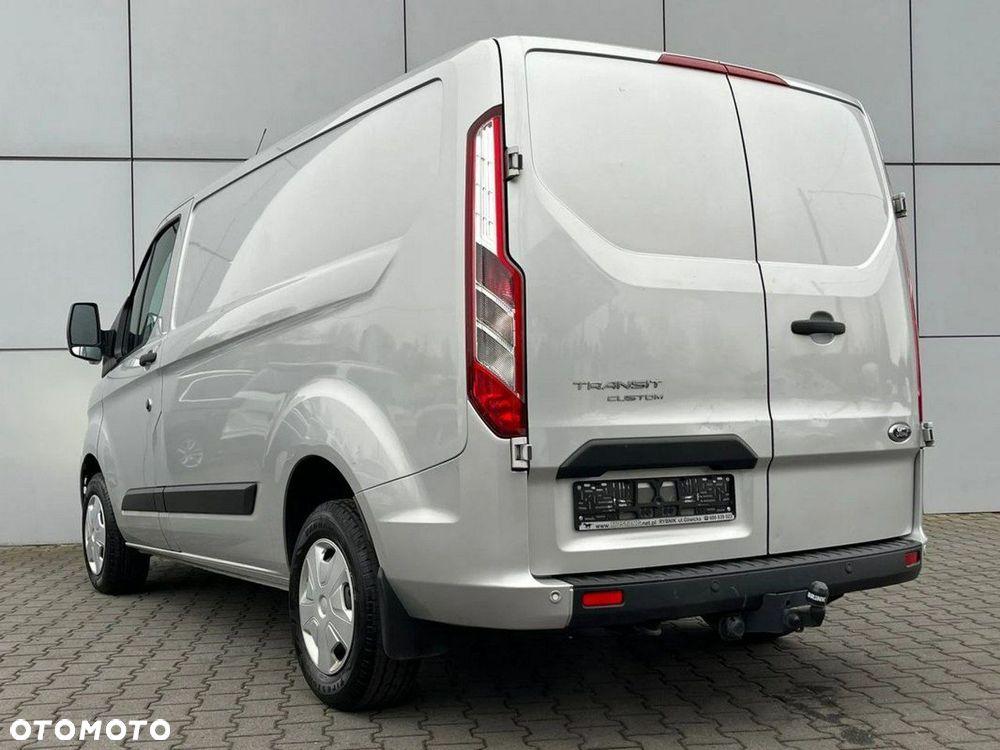Ford Transit Custom - 11